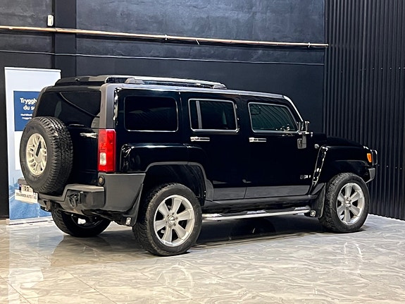 Hummer H3 11 of 29