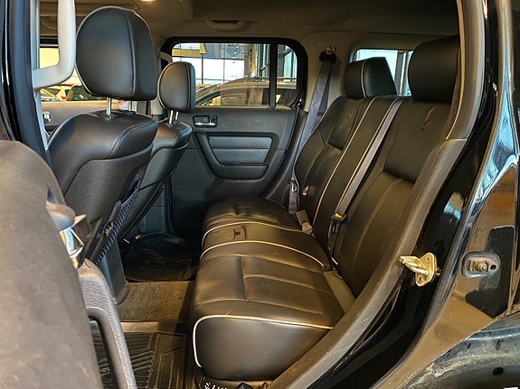 Hummer H3 29 of 29