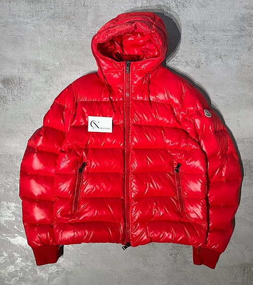 Moncler Aubert Jakke (Strl 4)