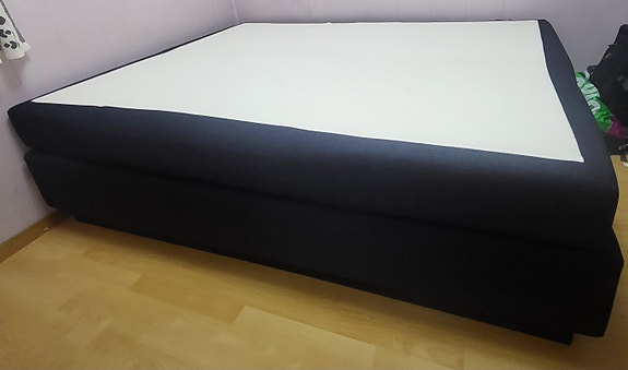Product image 1 of 8