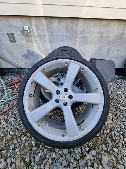 Product image 1 of 10