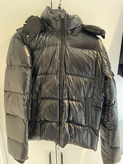 Product image 1 of 7