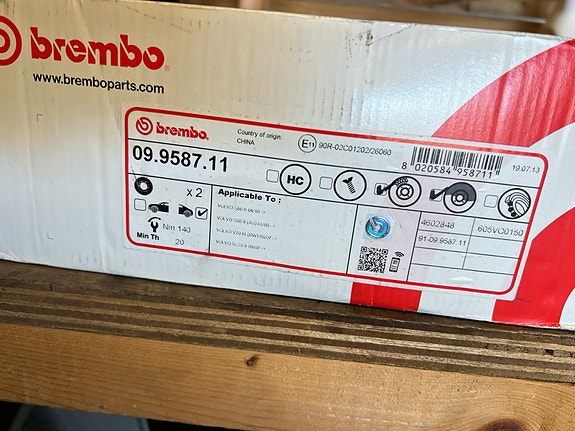 Product image 1 of 3
