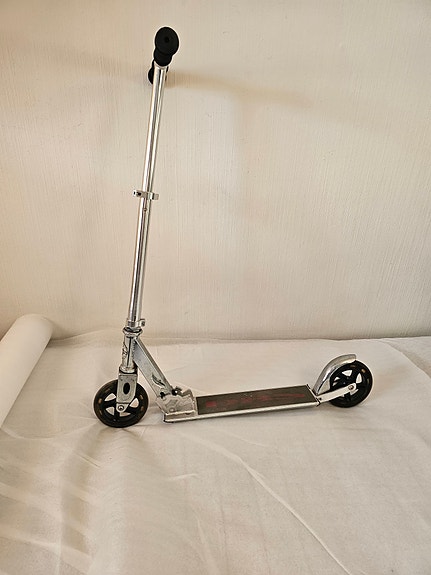 Product image 1 of 9