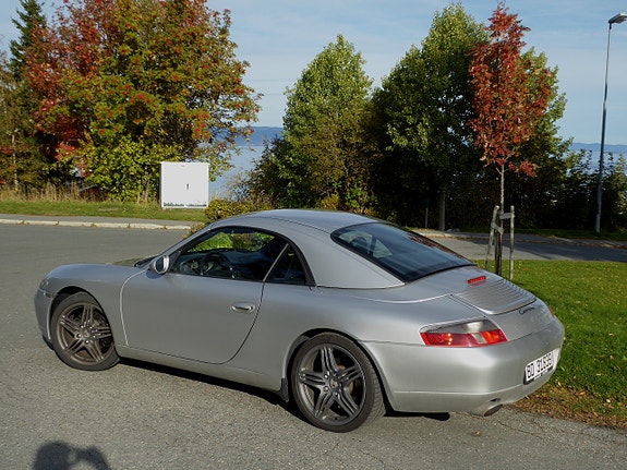 Porsche 911 11 of 30