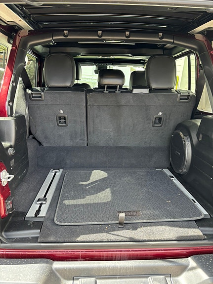 Jeep Wrangler 9 of 24