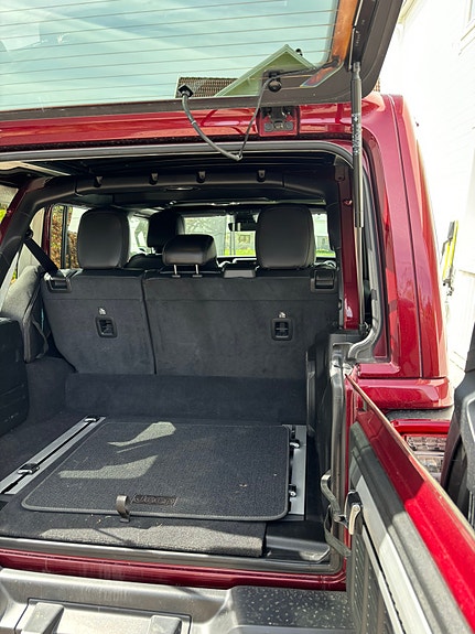 Jeep Wrangler 11 of 24