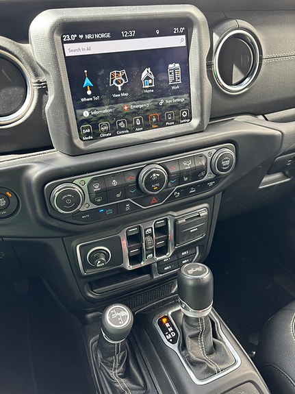 Jeep Wrangler 6 of 24