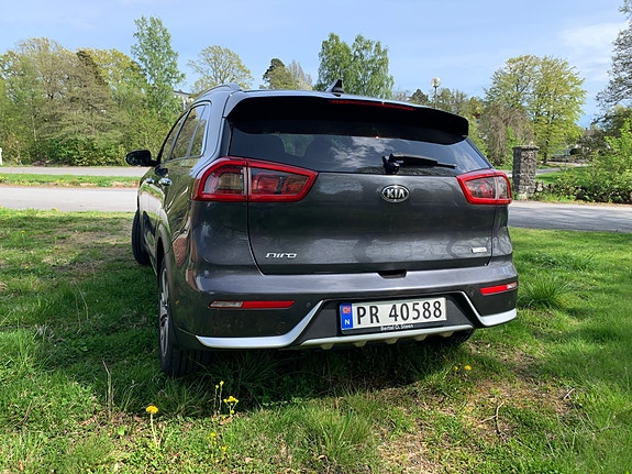 Kia Niro 3 of 5