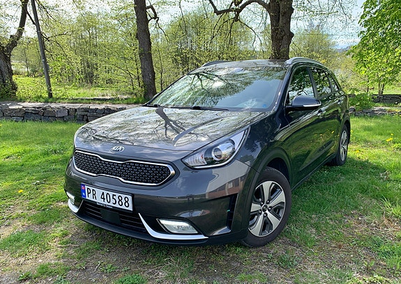Kia Niro 1 of 5