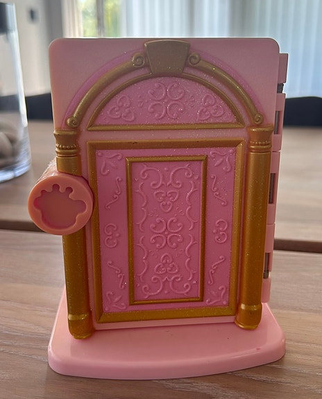 Product image 1 of 4