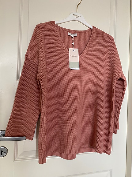 Product image 1 of 7