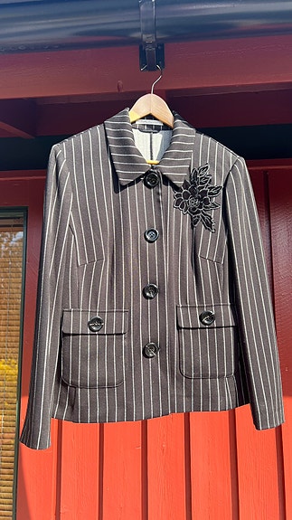 Product image 1 of 9