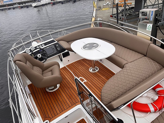 Nydelig Galeon leies ut med kaptein 8 of 27