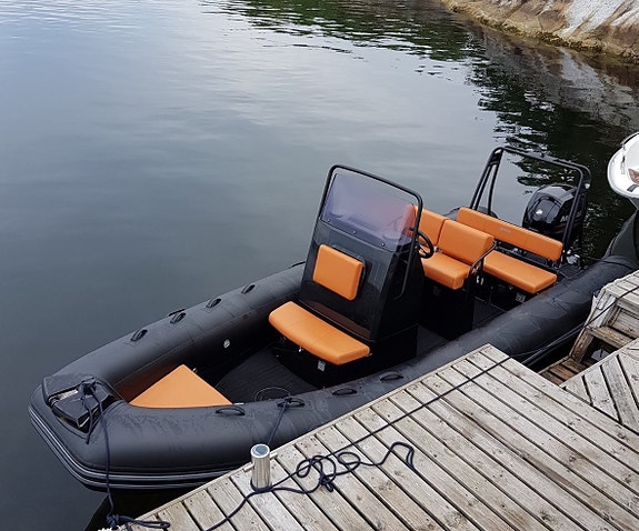 Brig Navigator 610 til leie 2 of 2