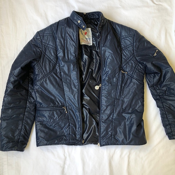 Product image 1 of 6