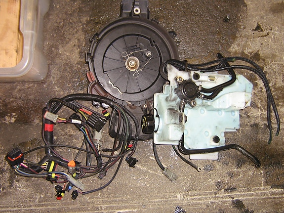 evinrude e tec 40 hk 06 mod 15 of 19