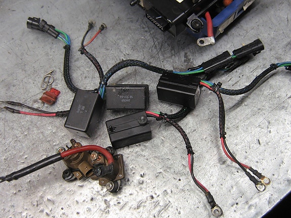 evinrude e tec 40 hk 06 mod 13 of 19