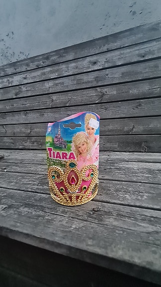 Product image 1 of 2