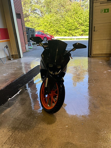 KTM RC 2 of 4