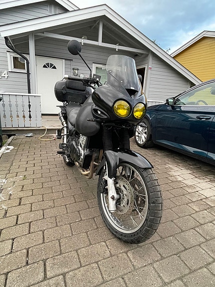 Triumph Tiger 900 3 of 5