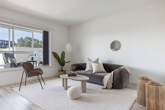 ASK Eiendomsmegling ved Charlotte Kleven har gleden av å presentere Åsane senter 18!