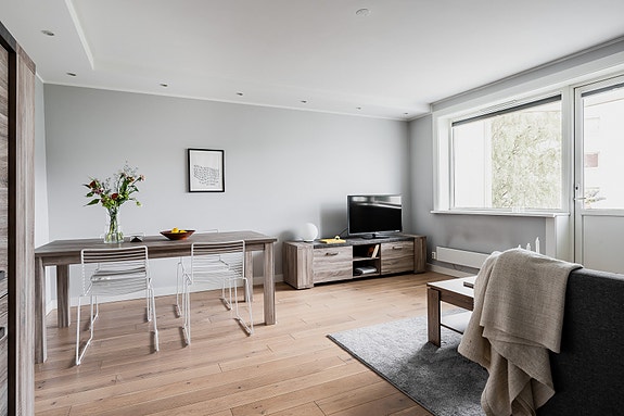 Antenneveien 4 presenteres av daglig leder Tommy Stensrud v/Boa Eiendomsmegling Nordstrand.