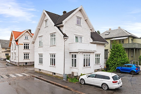 EiendomsMegler 1 v/Sjur Svihus presenterer Peder Klows gate 50!