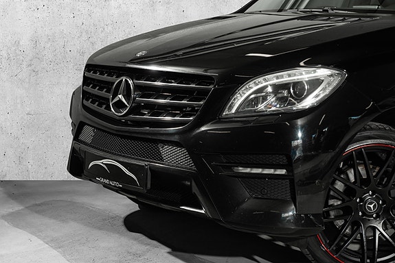Mercedes-Benz ML250 5 of 30