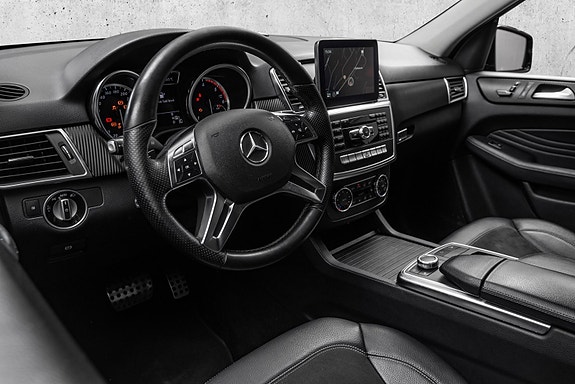 Mercedes-Benz ML250 16 of 30