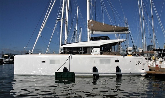 Katamaran type Lagoon, Fountaine Pajot, eller Bali ønskes kjøpt for kunde! 3 of 8
