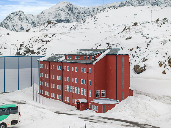 EiendomsMegler1 presenterer Kobbhullveien 10 i Honningsvåg!