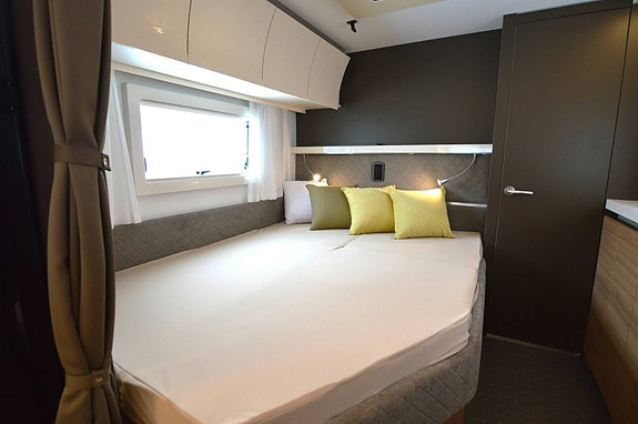 Adria ALPINA 753 UP 14 of 16