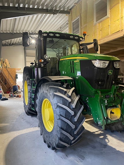 John Deere 6250R 2 of 18