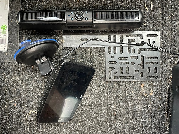 Product image 1 of 3