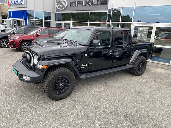 Jeep Gladiator 16 of 23