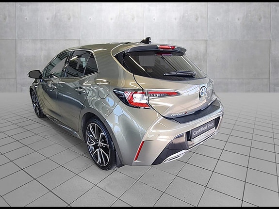 Toyota Corolla 9 of 30
