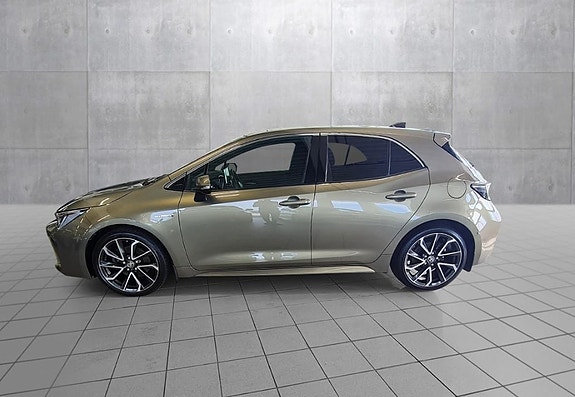 Toyota Corolla 4 of 30