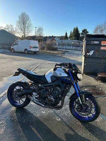 Yamaha Mt-09 6 of 11