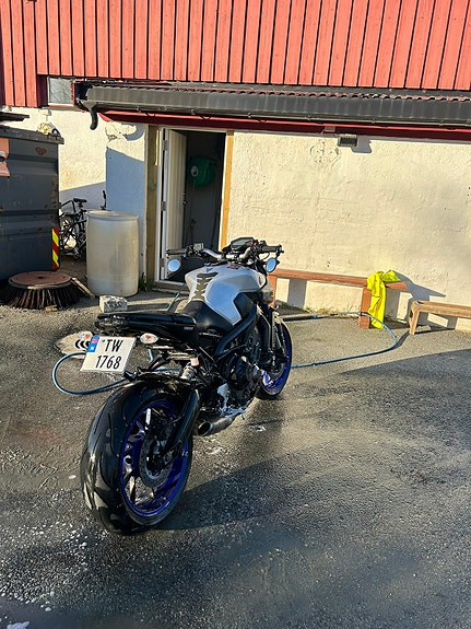 Yamaha Mt-09 5 of 11