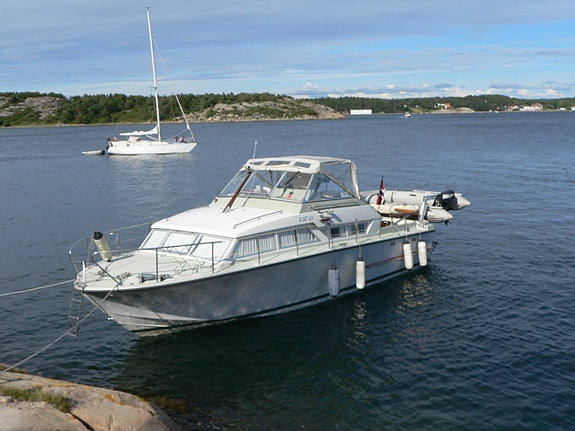Coronet 32 oceanfarer 1 of 5
