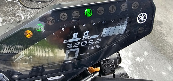 Yamaha MT 09 SP 9 of 14