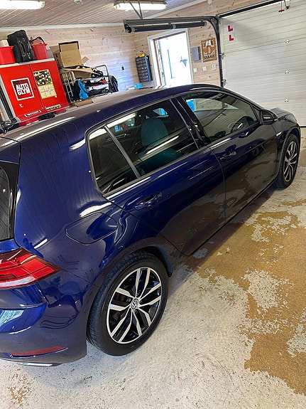 Volkswagen Golf-Serie 5 of 11