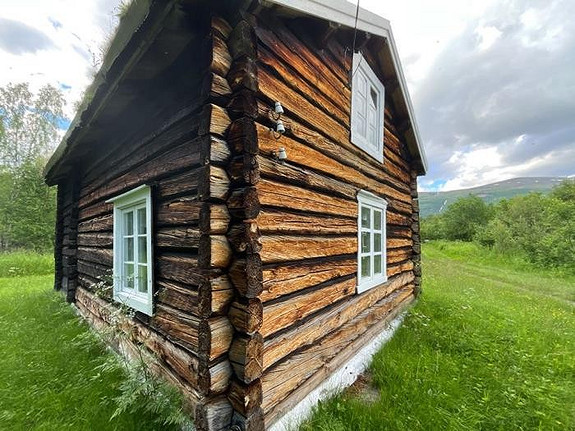 Gammelstua fra sørvest.