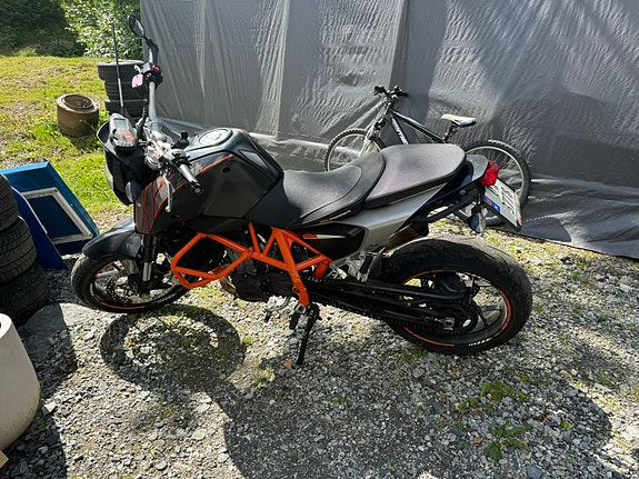 KTM Duke 690r 5 of 7