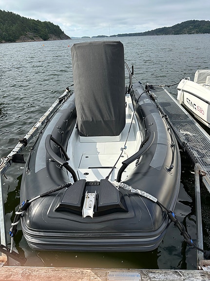 Zodiac Pro 7, Mye utstyr, 250hk (LEDIG FRA 02.08) 2 of 19