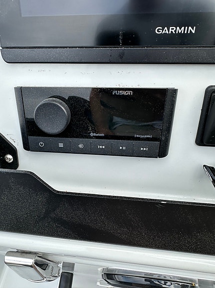 Zodiac Pro 7, Mye utstyr, 250hk (LEDIG FRA 02.08) 6 of 19