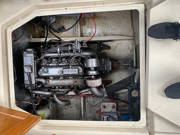 Solid og sikker turbåt for ferie og fiske 11 of 16
