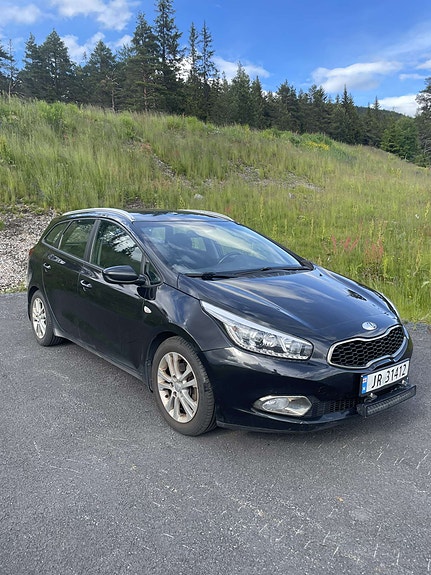 Kia Ceed 17 of 25