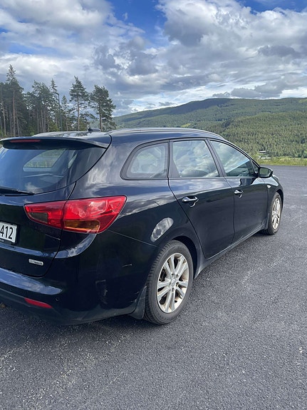 Kia Ceed 16 of 25